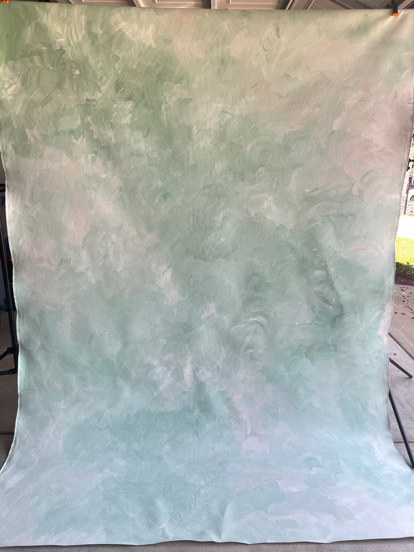 6x8' Hand Painted Backdrop (Light Green)